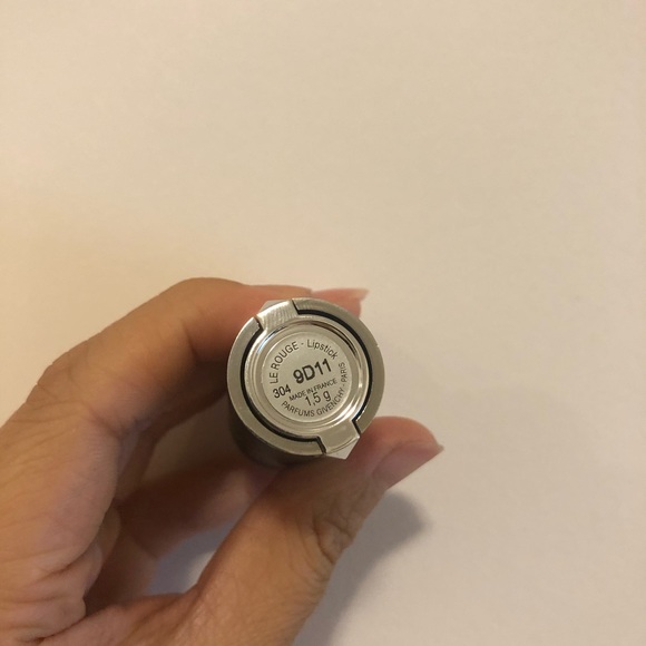 Givenchy Le Rouge Lipstick 304 - Picture 4 of 6